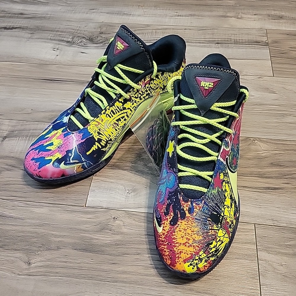 Nike LeBron 22 Bryce's World Blustery Ghost Green Mens 11 HV8451-400 NEW‎